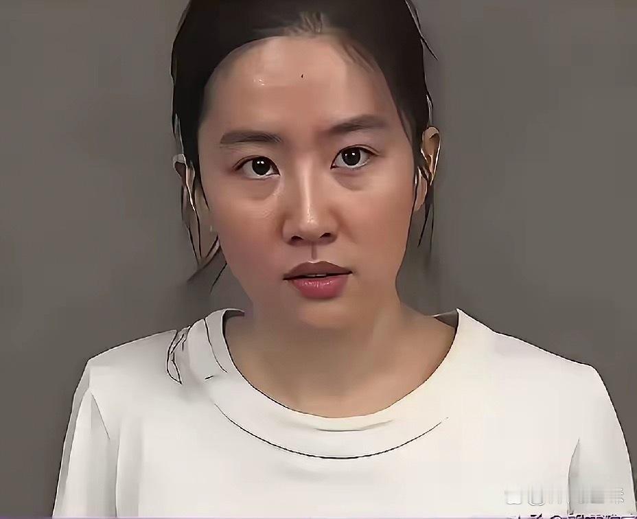 没有化妆的刘亦菲是这样子的