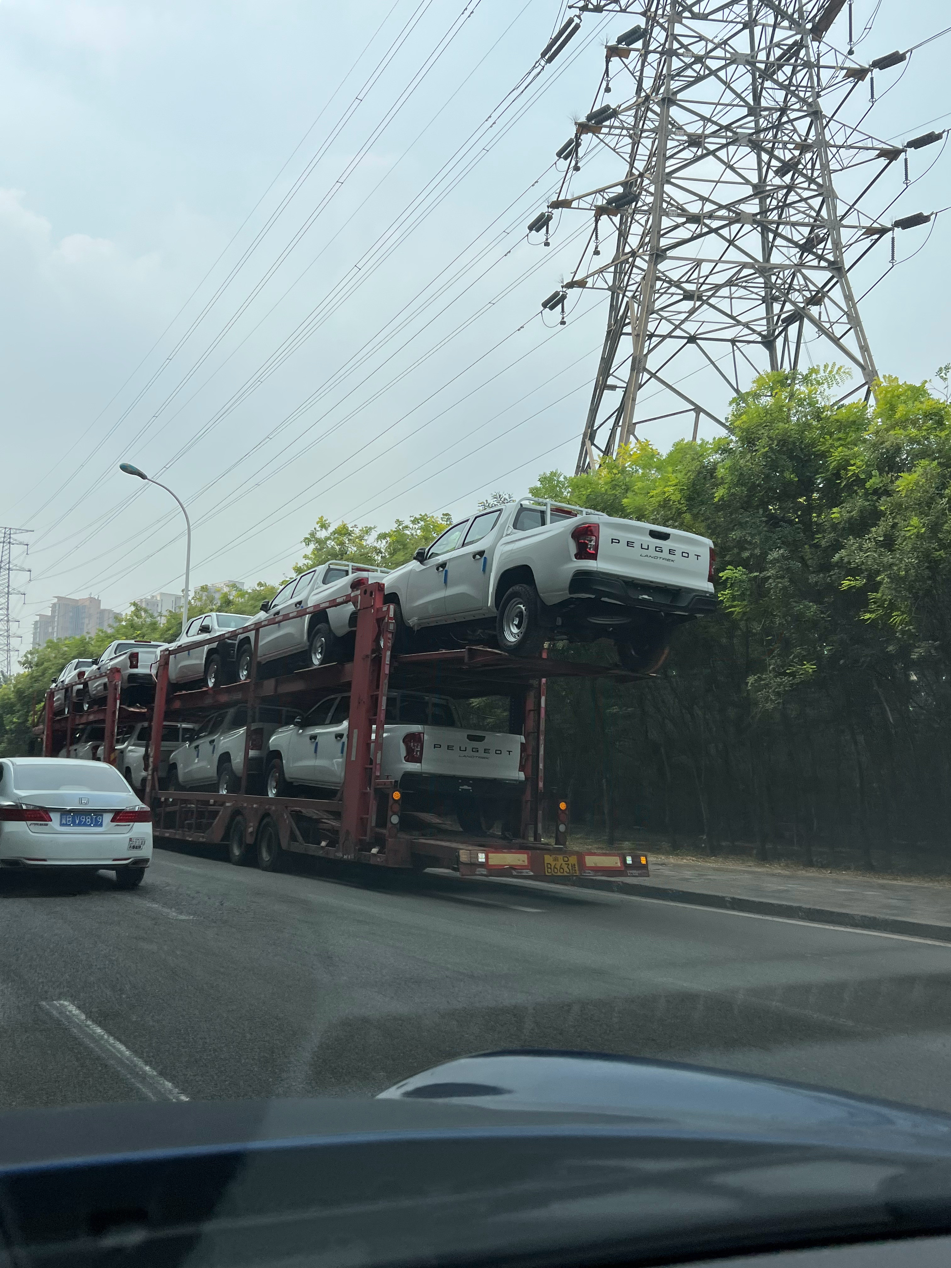 MadeinChina的RAM和标致走向全球[doge][doge][doge]牛批！