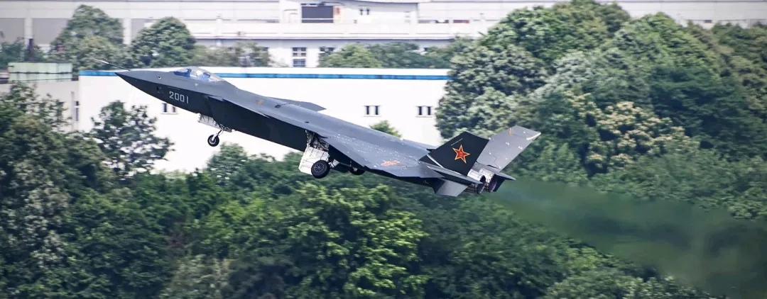 1月15日，据社交网站报道，歼一20隐身五代机家族不断壮大，从歼一20隐身五代机