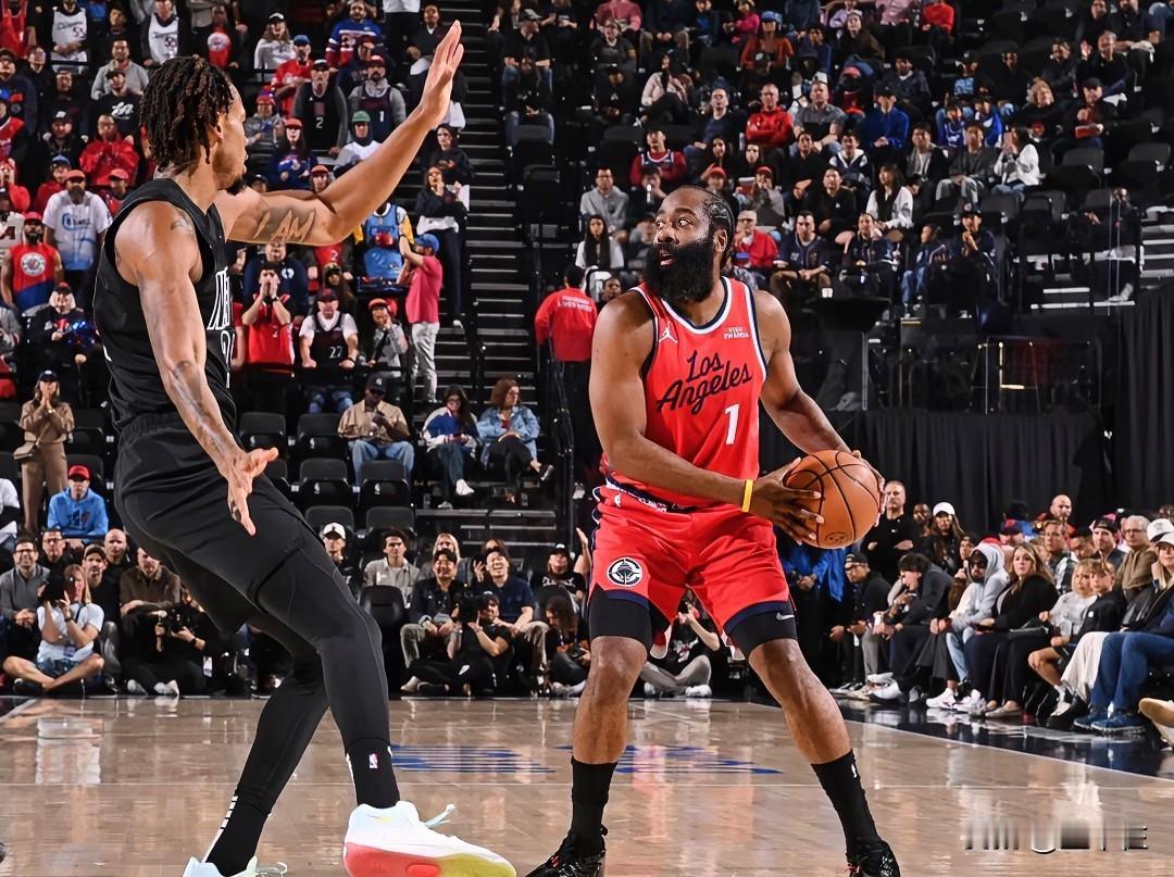 一节花！“烂网”岂能捕船？1，哈登首节，莱昂纳德二节，轮番轰炸，手撕篮网，比