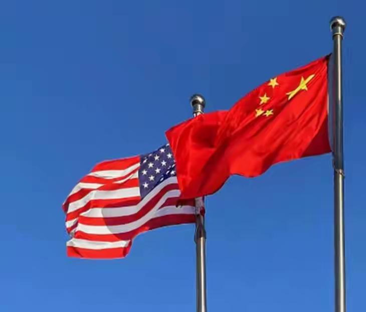 美国罕见服软将主动向中国求谈高超音速武器？9月6日，美媒刊发的一篇评论直接颠覆了