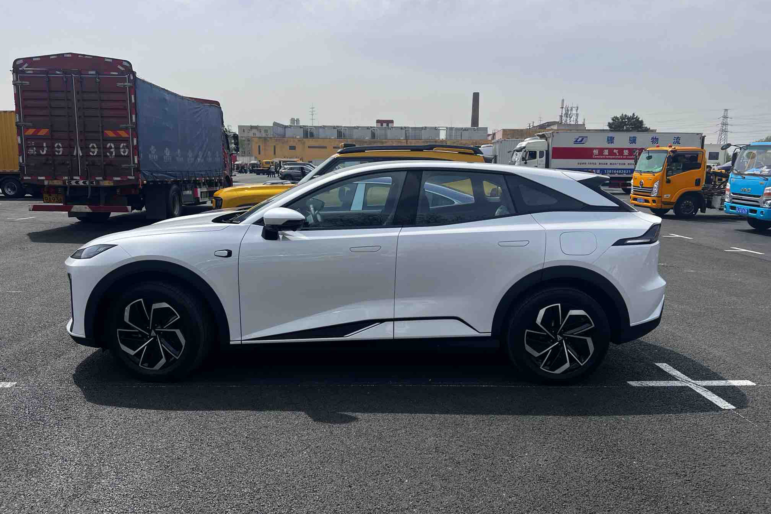 2026北京车展探馆直播进行中！新车热门车抢先看！现在看——深蓝S074月22日