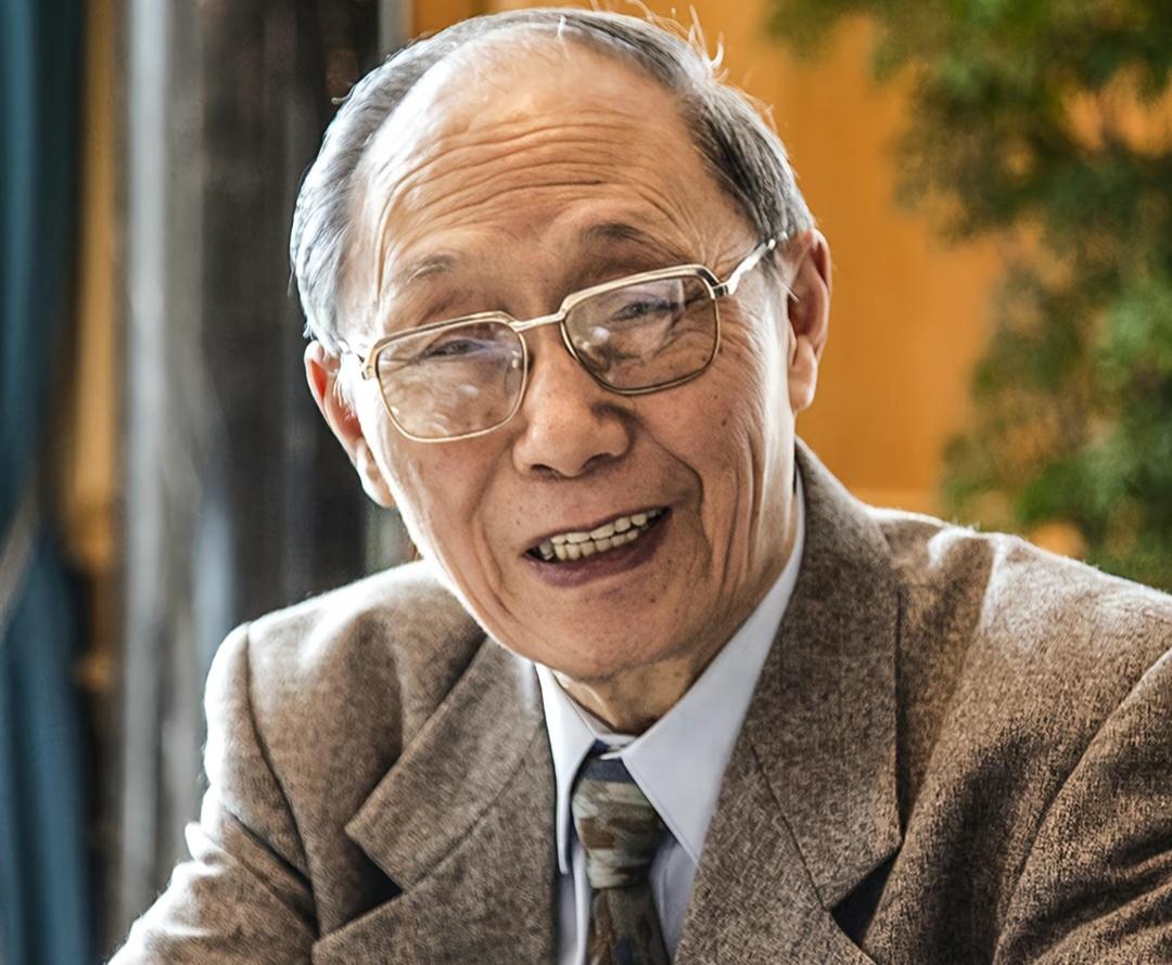 第一个批判清华大学的那人，刘道玉走了。近些年，我看到互联网出现一波一波批判清