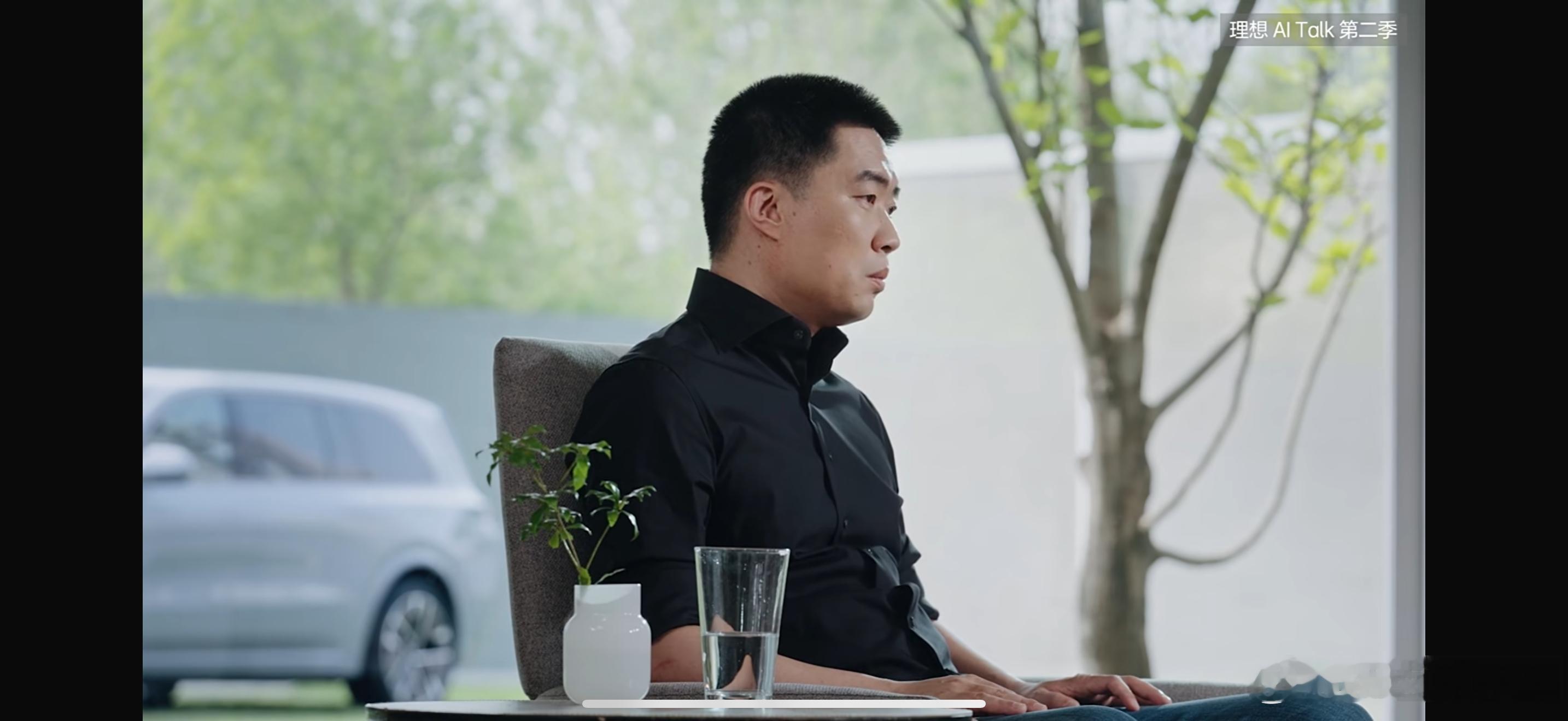 李想：我觉得没有什么捷径。如果你规则算法都做不好，你根本不知道怎么去做端到端。如