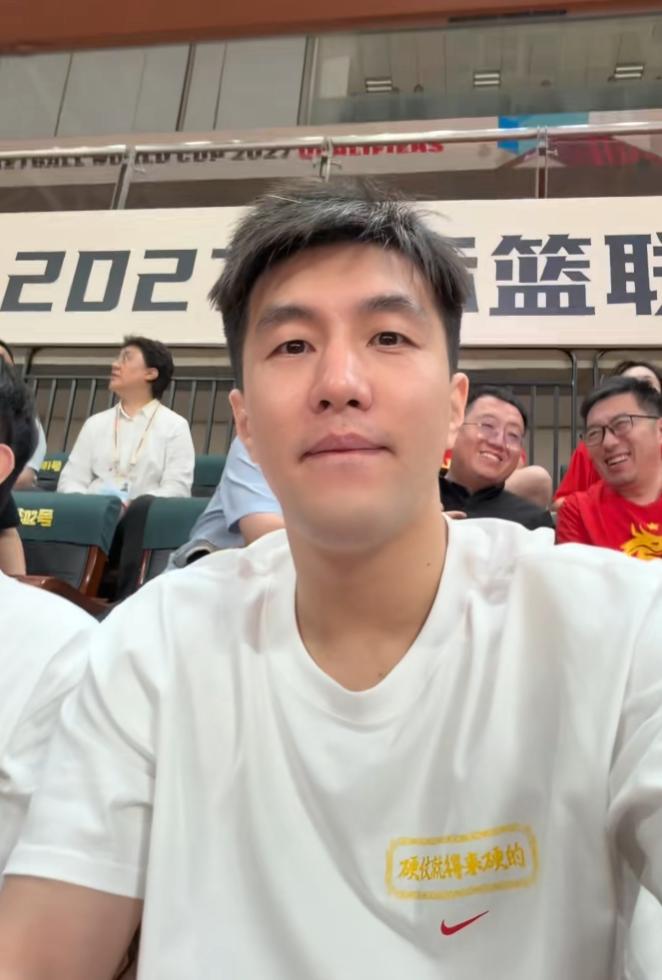 郭艾伦新东家浮出水面！据说，广州男篮正式决定不续约郭艾伦了，原因很现实。[太阳