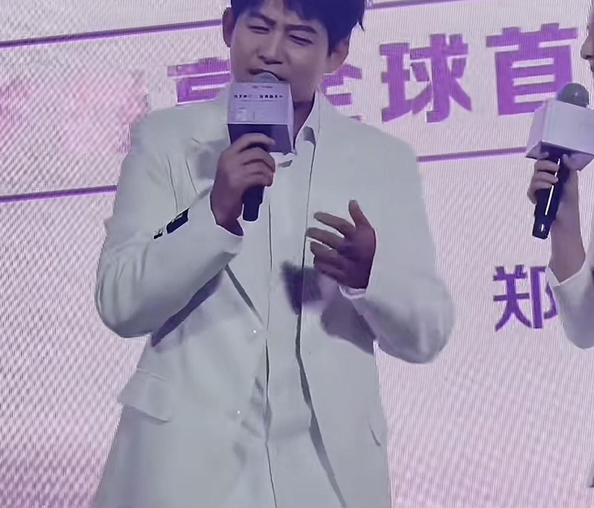 什么叫做西安的肉丸胡辣汤才是真正的胡辣汤，旁边河南的那个真不是！近日苏醒在西安