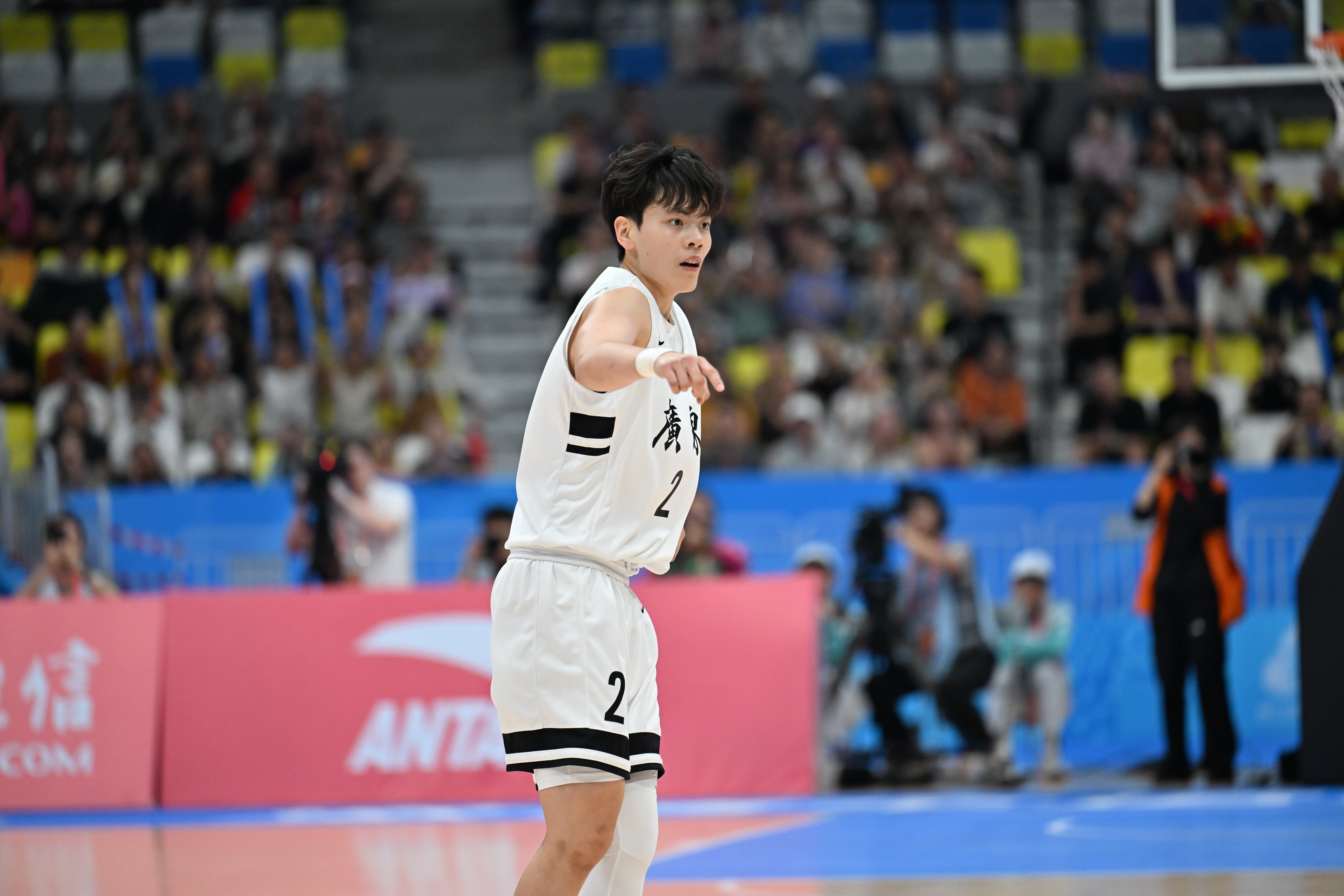 杨舒予19中14爆砍生涯新高38分率队击败上海刘禹彤33分7板杨舒予打破个人