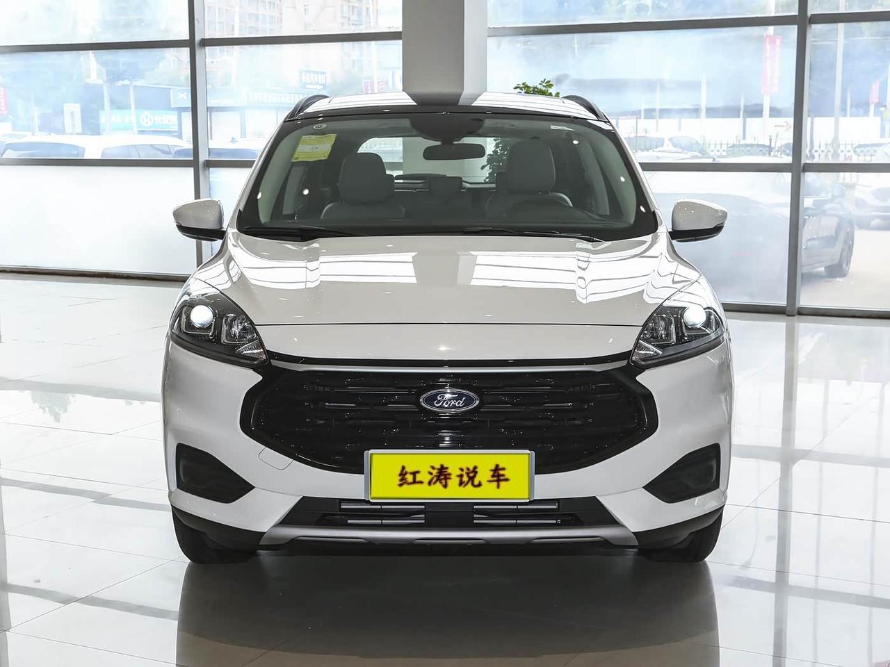 虽然福特锐际的外观普普通通，内饰中规中矩，空间属于够用的水平，但在我眼中福特锐际