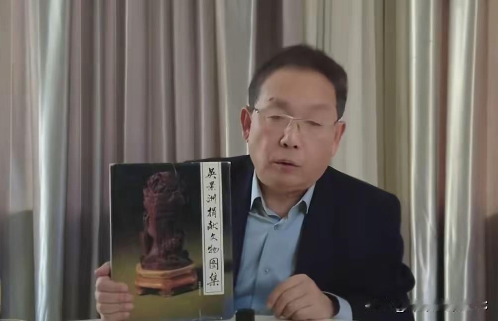 南博的盖子还没揭开，故宫这边又炸了锅，这几天的新闻看得人心里直突突。吴欢站出