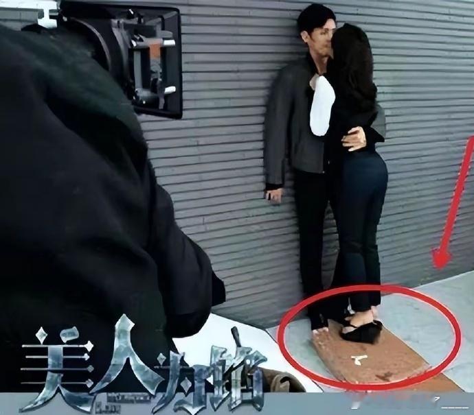 有些镜头只拍特写，是因下半身状况尴尬，导演和工作人员深知其中缘由。​​​