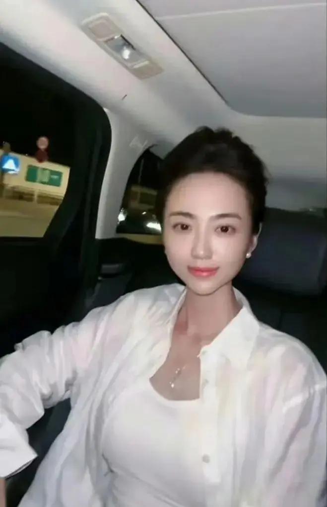 许家印被判无期徒刑，白珊珊会去监狱探望吗？2016年恒大20周年庆典晚会，白珊珊