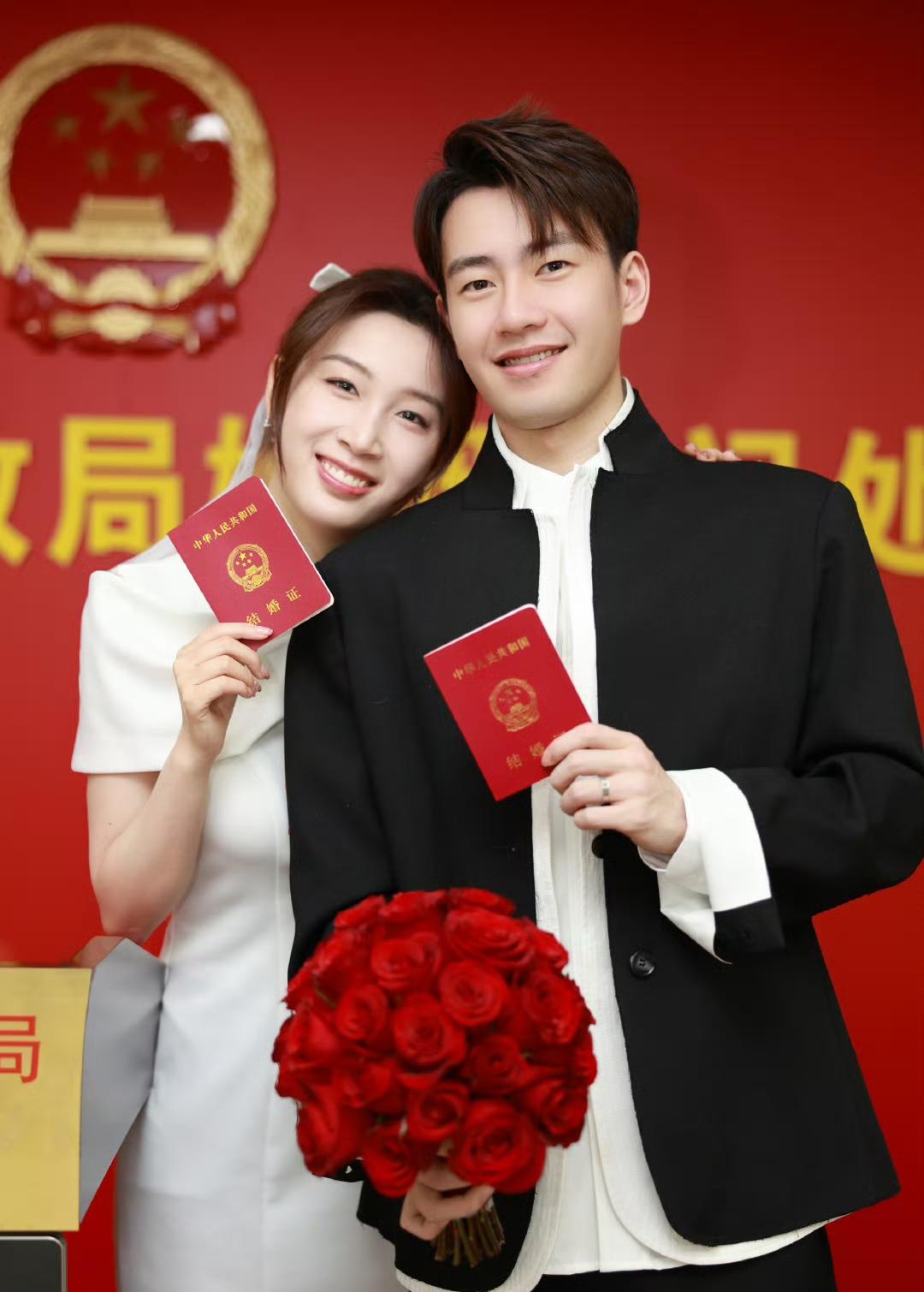 妈呀！只是后知后觉，原来乒羽联姻了呀！国羽第一帅哥王昶和国乒小美女钱天一在一起了