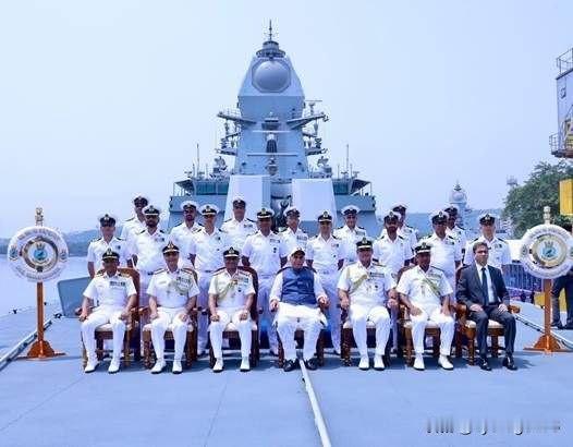 🚤🇮🇳印度“马亨德拉吉里”号护卫舰正式服役7月11日，印度海军17A
