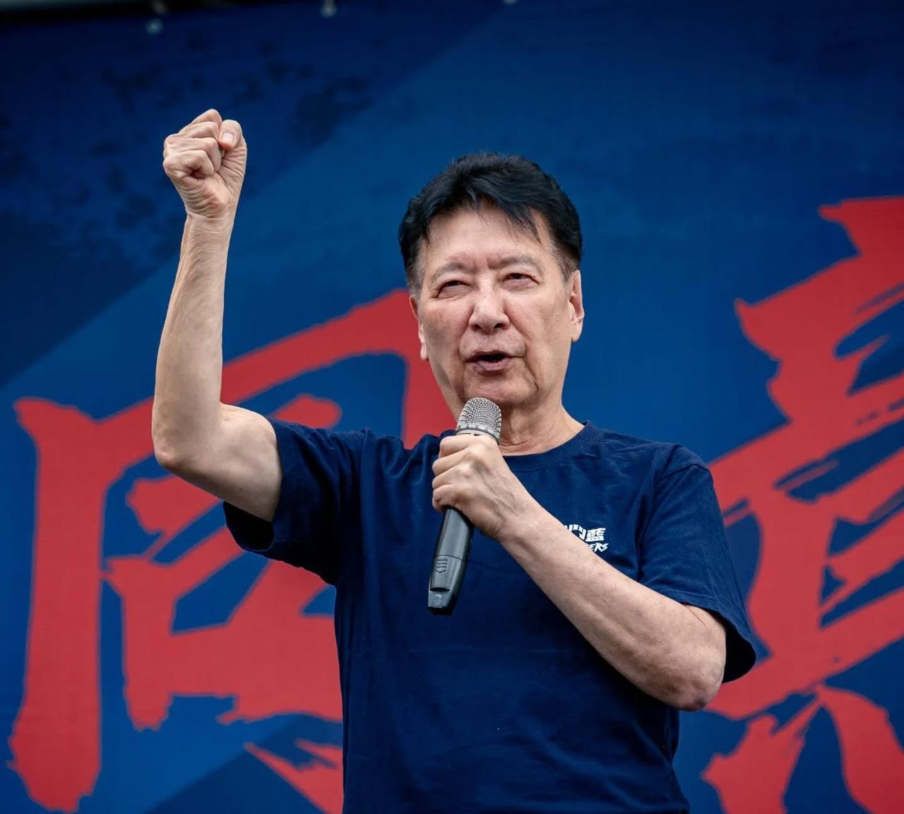 没悬念？赵少康明后天可能宣布领表参选国民党主席，并将毫无悬念在8人竞逐中获得最后