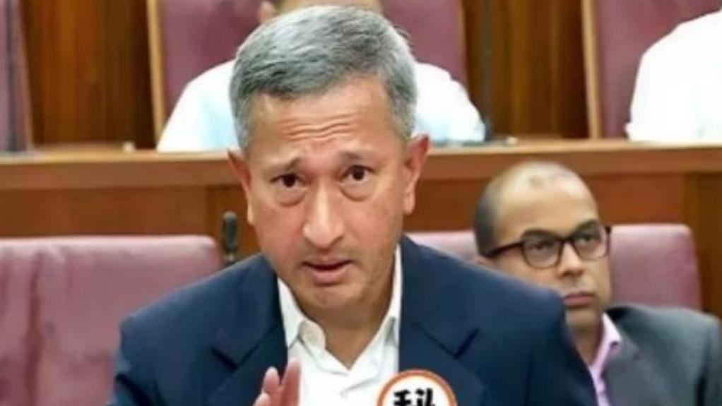 这一次新加坡彻底急了！黄循财本以为中国忙着制裁日本没工夫搭理新加坡，却是没想到中