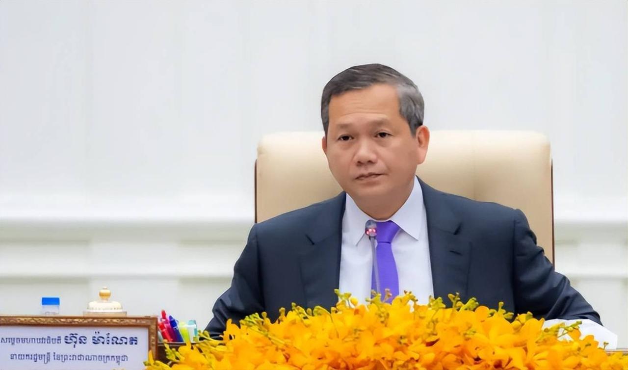 泰国新总理和柬埔寨首相，竟然在北京“撞车”了。以为是排期失误？别天真了。这两