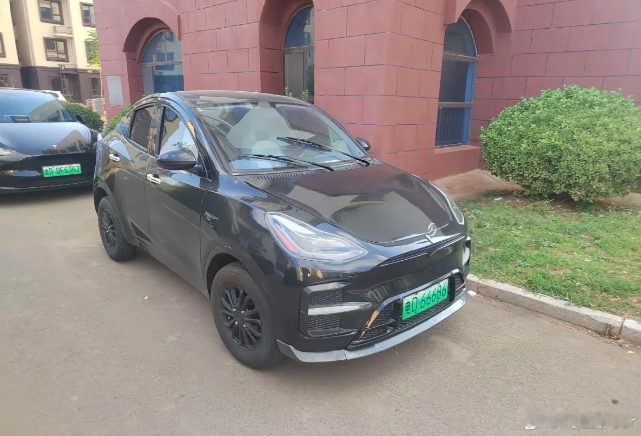 小特真的是你吗？怎么这么小了哈哈哈哈[捂脸哭]​​​
