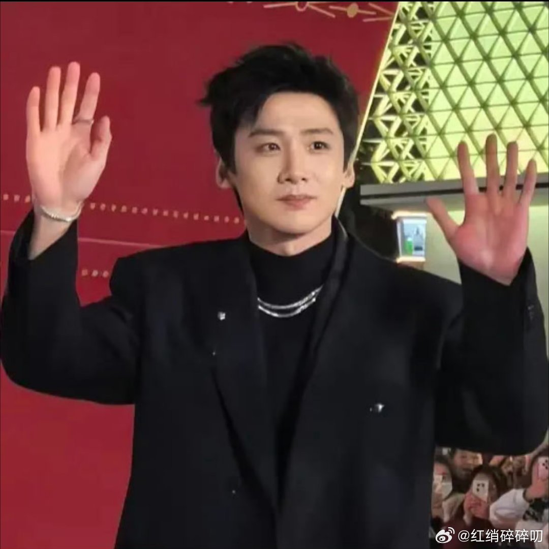 你们还认得出来这是谁吗？