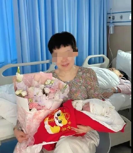 这届网友可真不简单，有事是真出头，有气是真骂啊！[捂脸哭][捂脸哭][捂脸哭]事情是