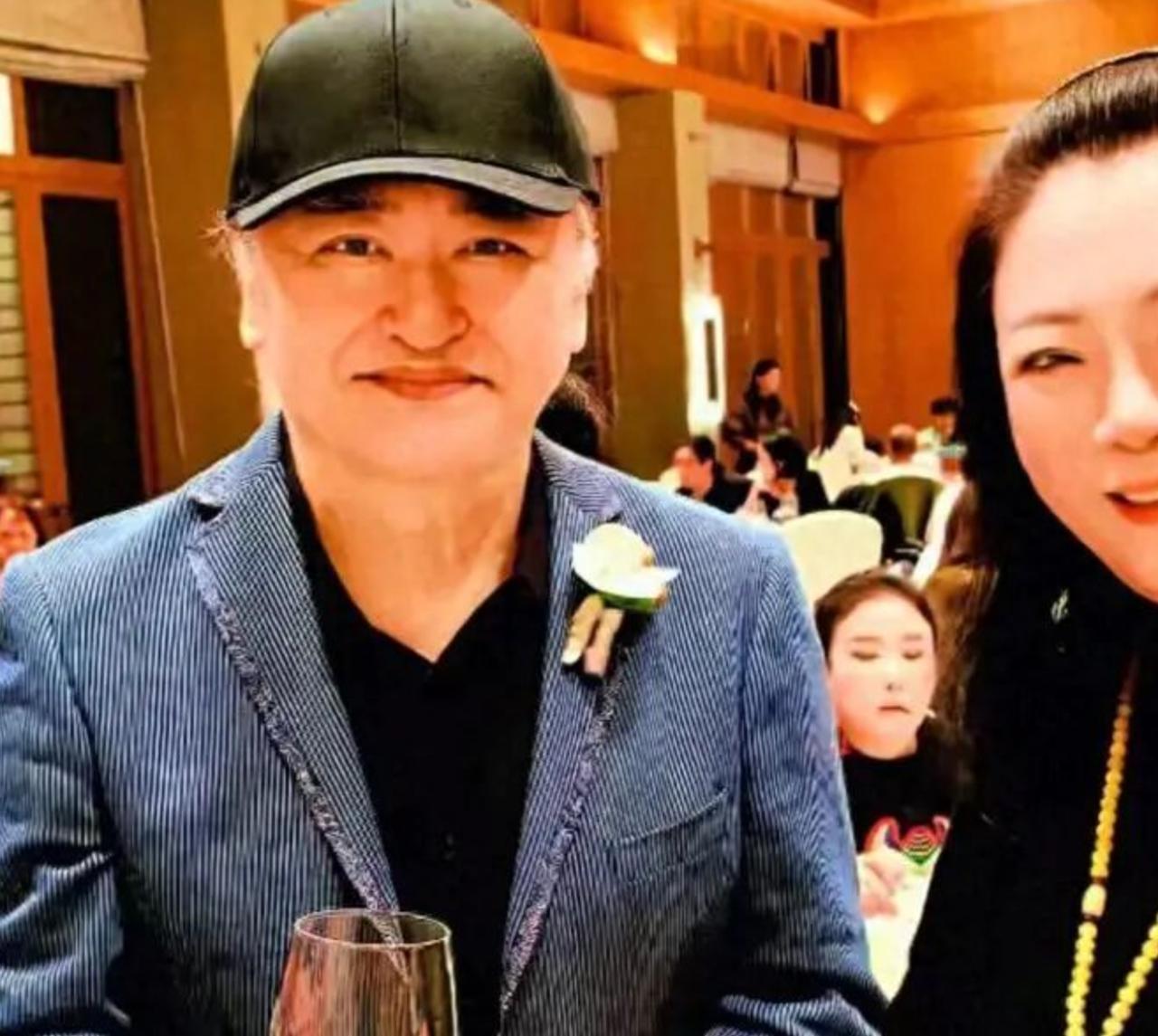 去年10月还在重庆参加女儿婚礼，刘欢的离开让人难以接受刘欢去年10月份，还