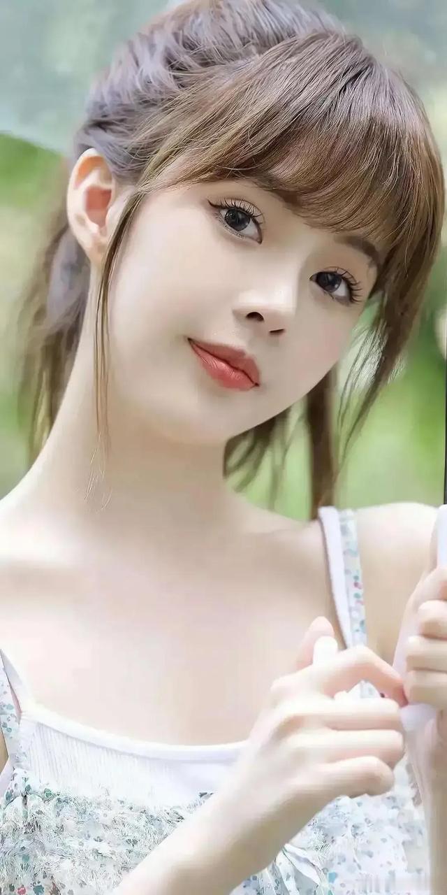 九月下旬，属狗人的财运迎来高光时刻，整体运势格外兴旺。往日真诚待人、踏实做事的付