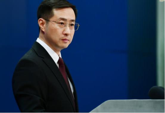 李在明这下彻底傻眼了！正忙着跟中国修复关系，自家"自己人"突然捅出致命一刀，