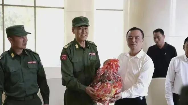 同盟军如果退出木邦贵概，还剩多大面积多少人口？如果同盟军真的按照协议，把打下来
