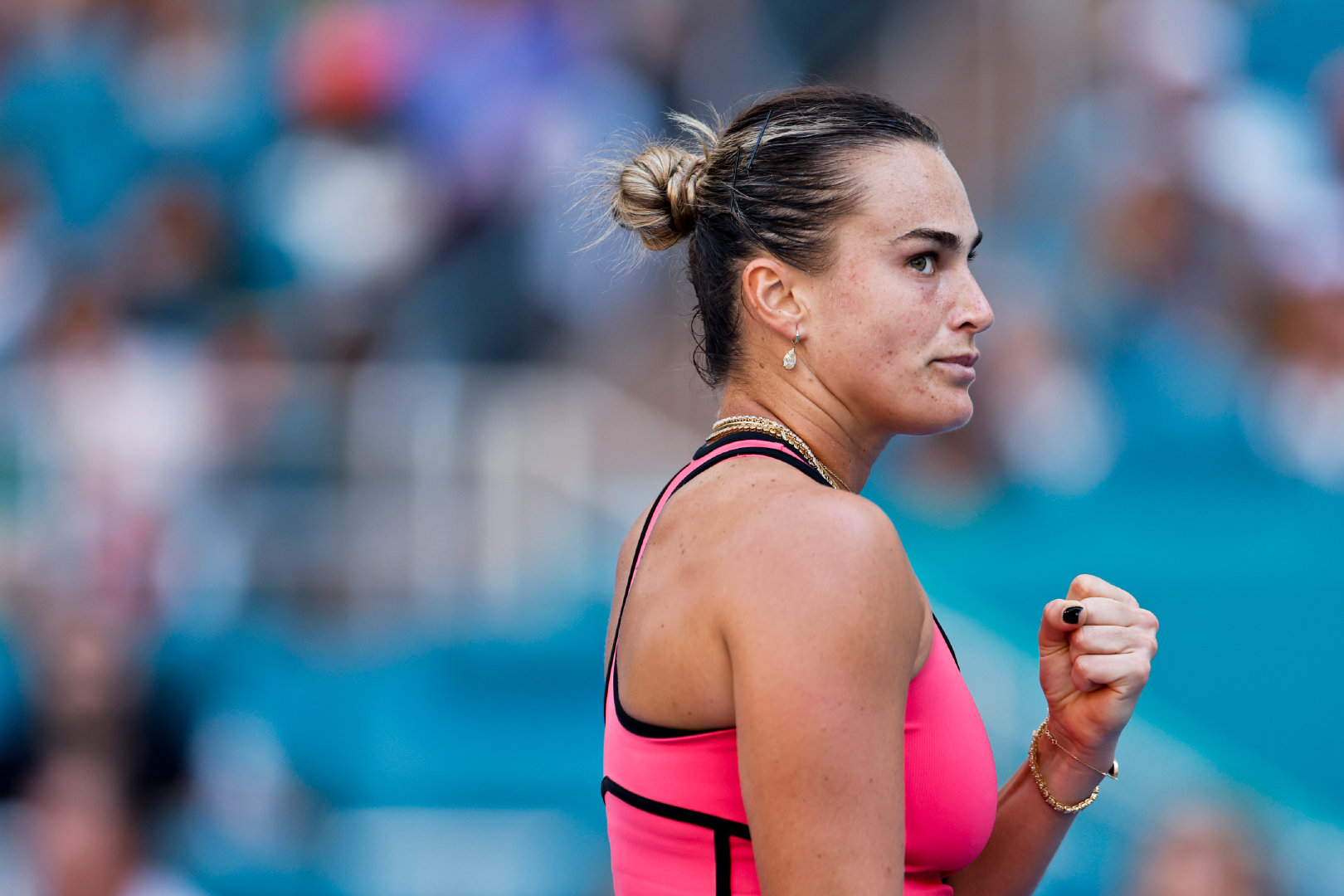 继续坐稳球后宝座👑排名观察本周是萨巴伦卡连续第76周位居世界第一，这也超越了