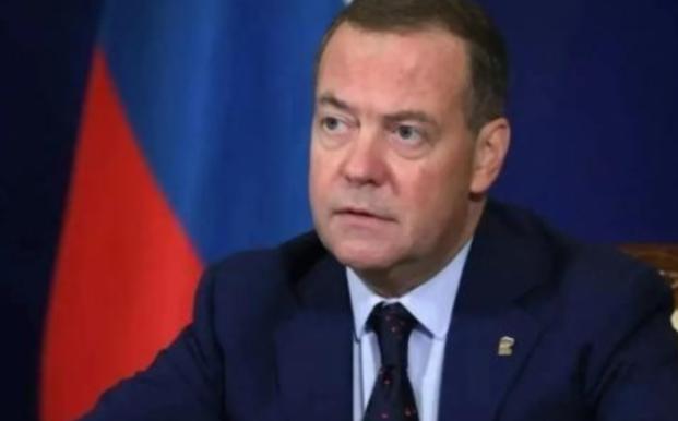 中国面对无硝烟战争的底气：外汇、SWIFT、芯片制裁为何难以撼动？