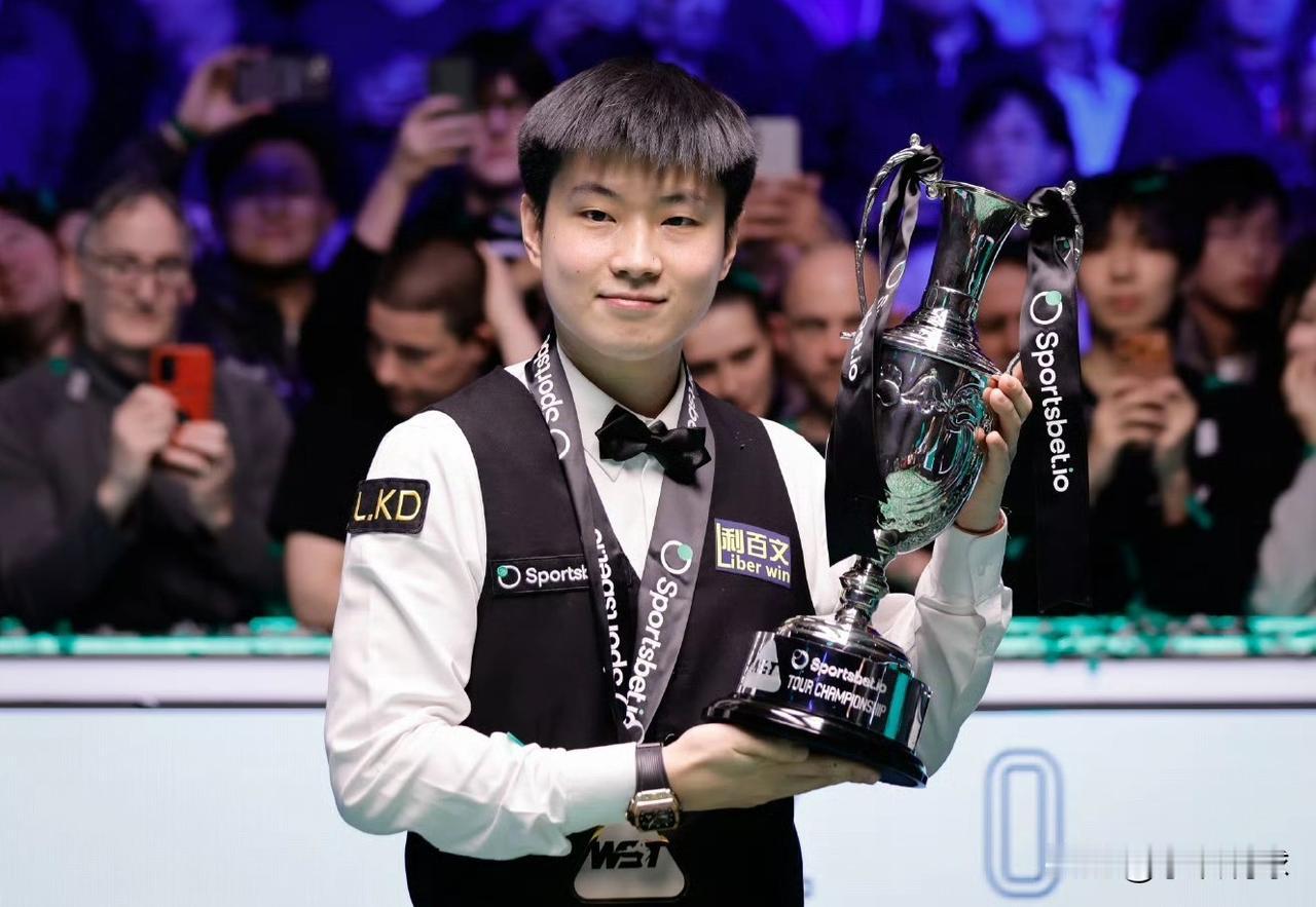 真的是中国斯诺克的新时代了吗?是的，中国斯诺克已迎来全面开花的黄金时代，告别丁