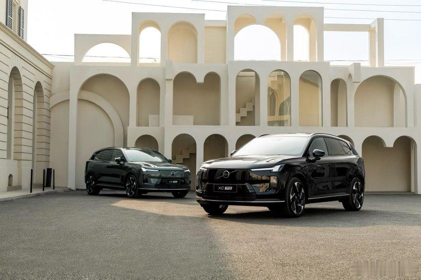 沃尔沃XC70限时国补价19.99万起19.99万就能买到沃尔沃XC70你敢信？
