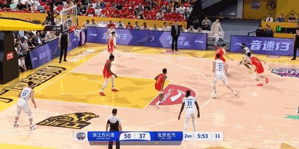 杨鸣说得没错！广厦总决赛输北京，辽宁有不可推卸的责任，王博把北京当成辽宁来打，结