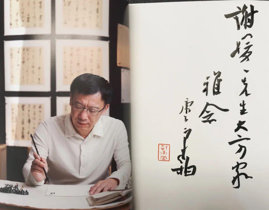 书法圈需要真批评，不需要抱团互吹书法圈常被批评为互相吹捧。你夸我高古，我赞你