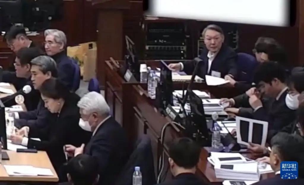 尹锡悦被要求判死刑，韩方向我国通报：前政府犯下的大错终于纠正据韩联社等媒体1