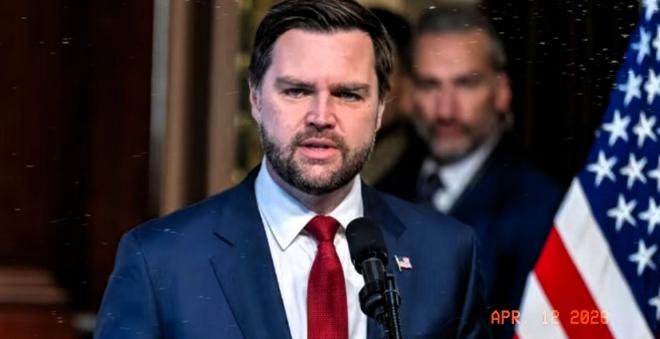 万斯要有大麻烦了，美国一手好牌被万斯打个稀烂。就在刚刚，美国和伊朗之间谈判宣布