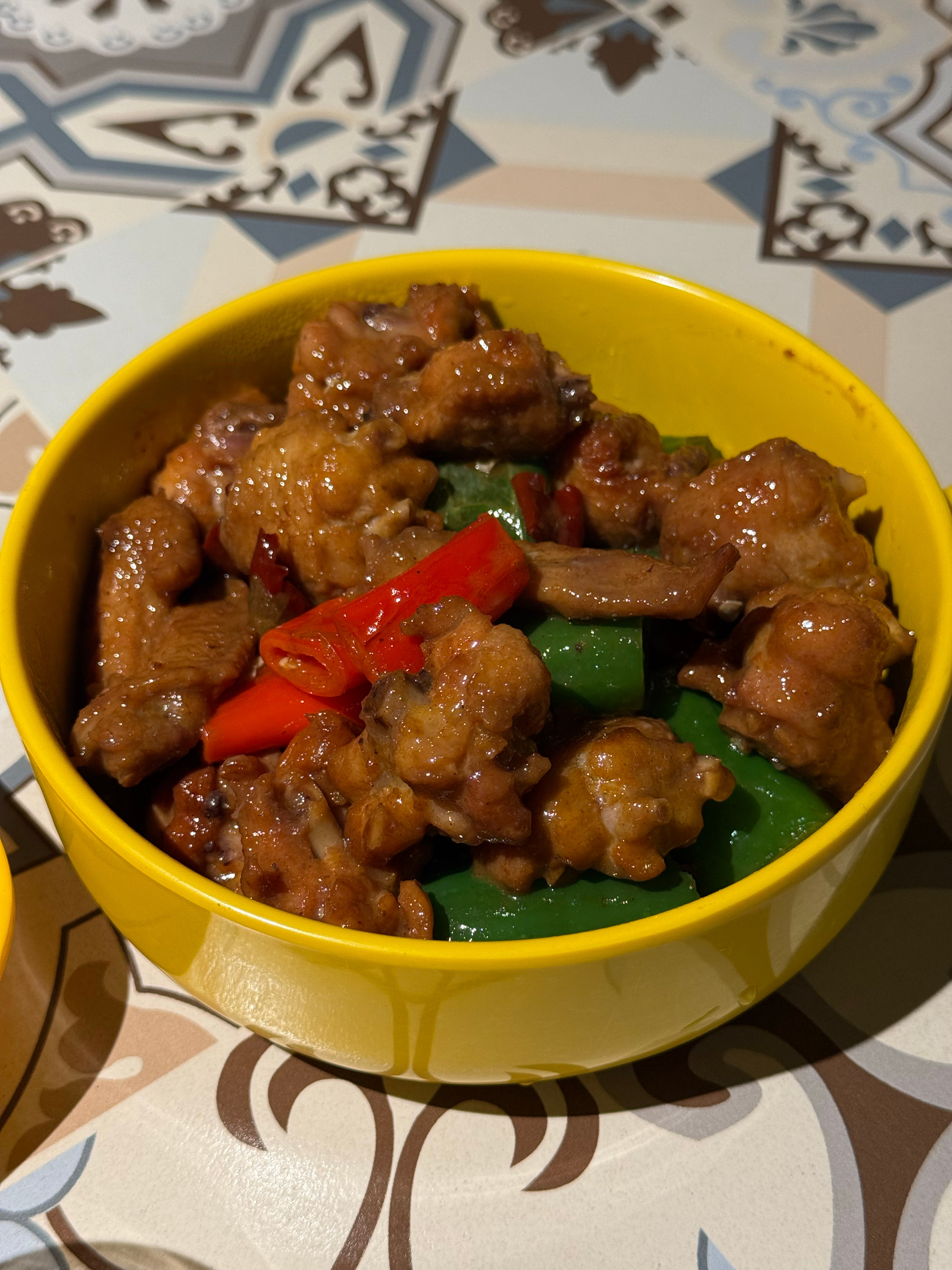 你们晚上吃什么？晚上又是整点烧烤喝点小酒😋