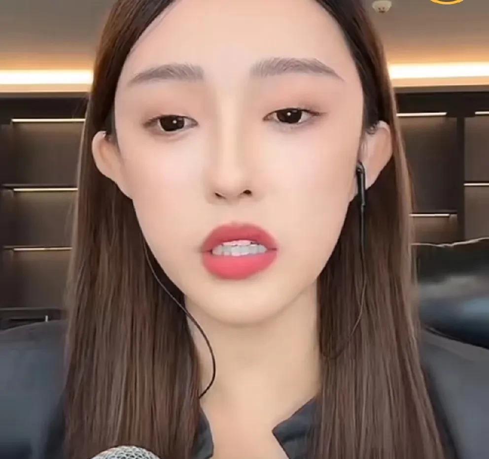 娜美说自己有家长恩师了！我互联网最好的时候，我俩吵架