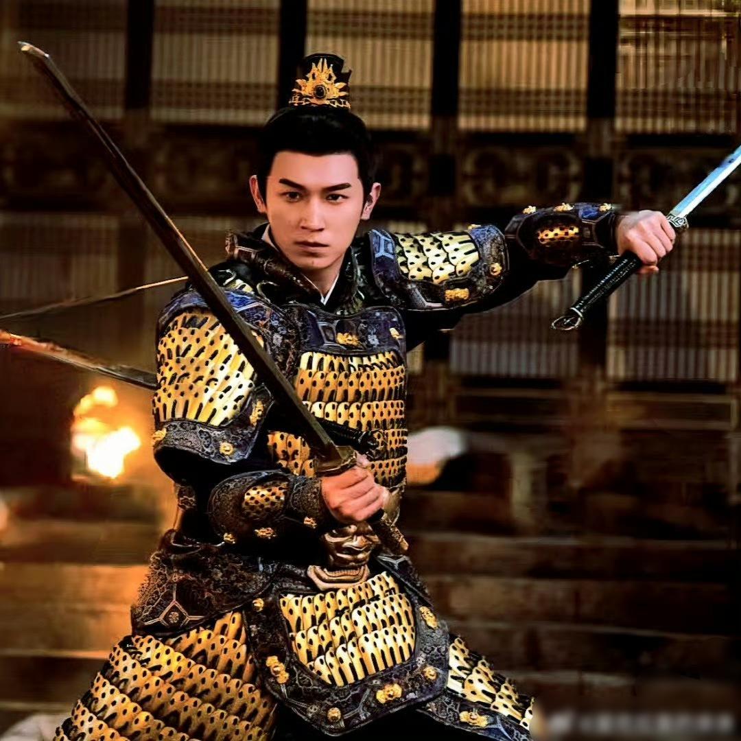 杨旭文三刀流拍了10天，真的是太令人称赞了!现在的古装剧打戏都这么卷了吗？真不