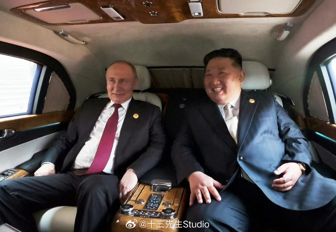 朝鲜电视台播出金正恩出席九三阅兵纪录片作为迈巴赫带货第一人，历代普尔曼的忠实拥趸