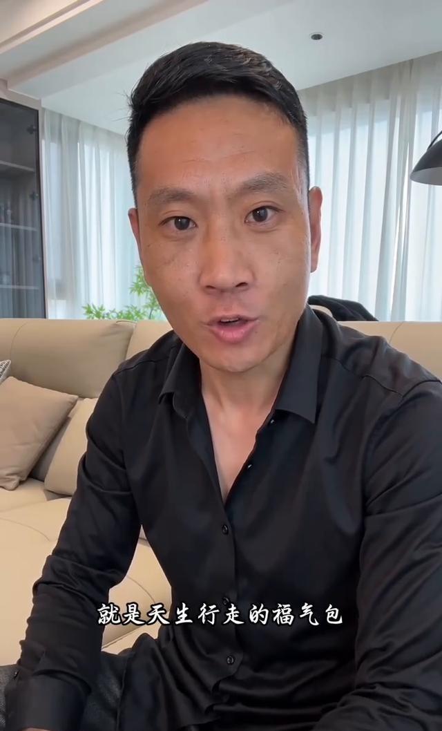 属狗的人真的是福星！我身边几个属狗的朋友都特别顺，身体倍儿棒，烦恼特少，感觉自带