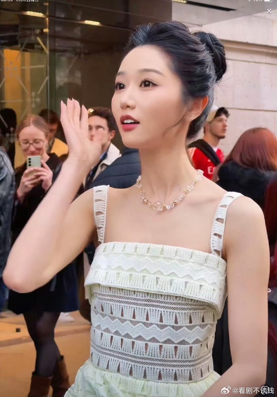 岳雨婷晒纪梵希邀请函这下岳雨婷真拿的是短剧大女主剧本了，有这个心态做什么都会成功