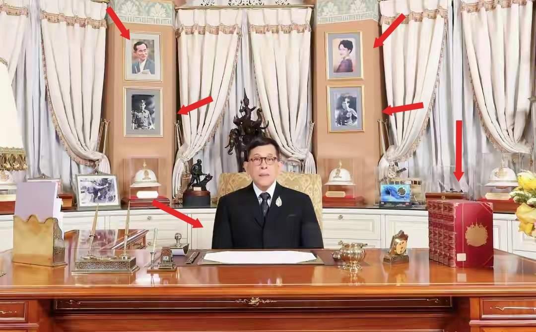 泰国国王真让人想不通，他有端庄美丽的皇后，还有活泼开朗的贵妃，为什么又弄了几个新