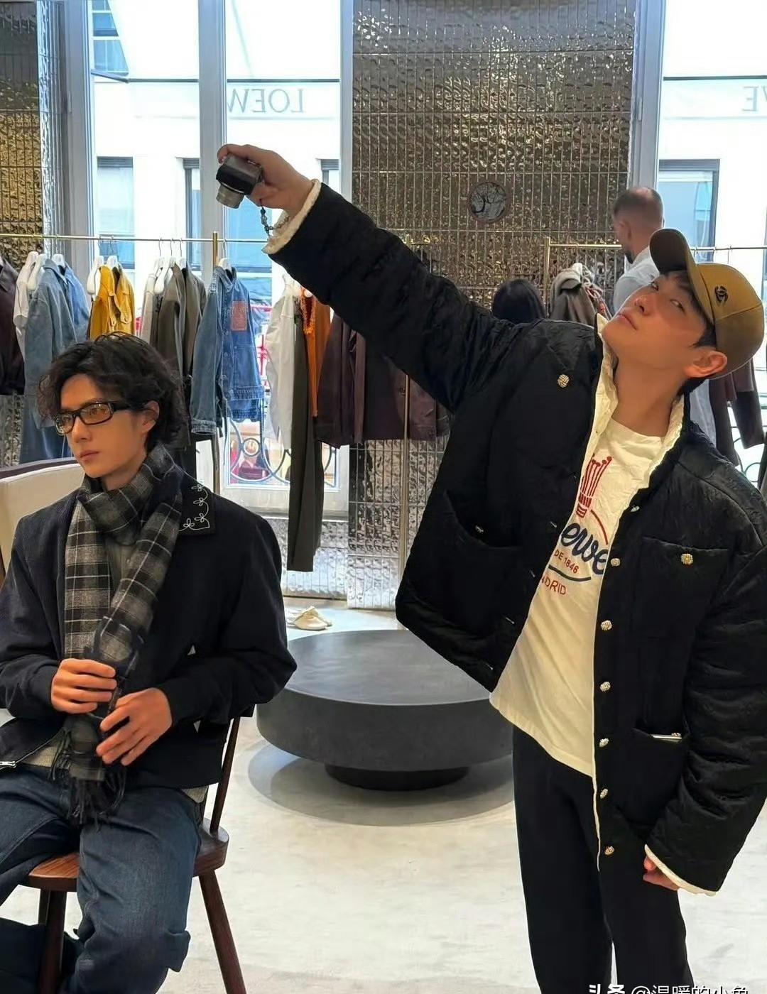 “据说这是最接近王一博本人的照片，如果他是这样的，你还能接受他吗？”这种