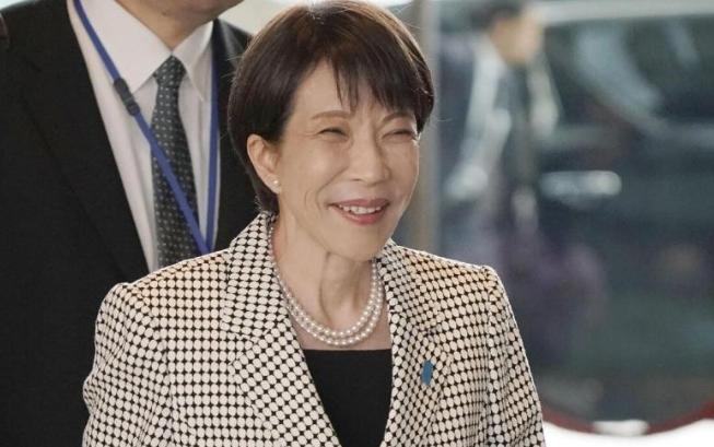 不嘚瑟了，高市刚拿下众议院后，日本直奔钓鱼岛，结果一头撞到中方怀里果不其然，自