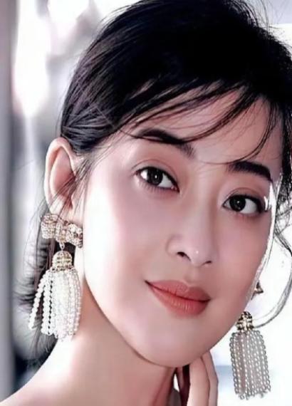郭涛拍完《父母爱情》44集，片酬8万8。当他听说梅婷拿了300万，当场就懵了。他