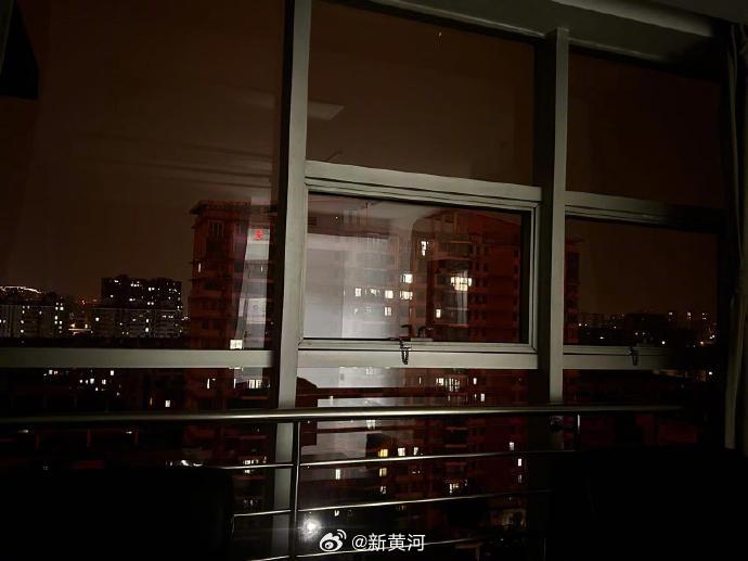 #有规培生春节须给导师的导师送礼敬酒#【坠江风波中的医学专硕规培生：高强度之下如