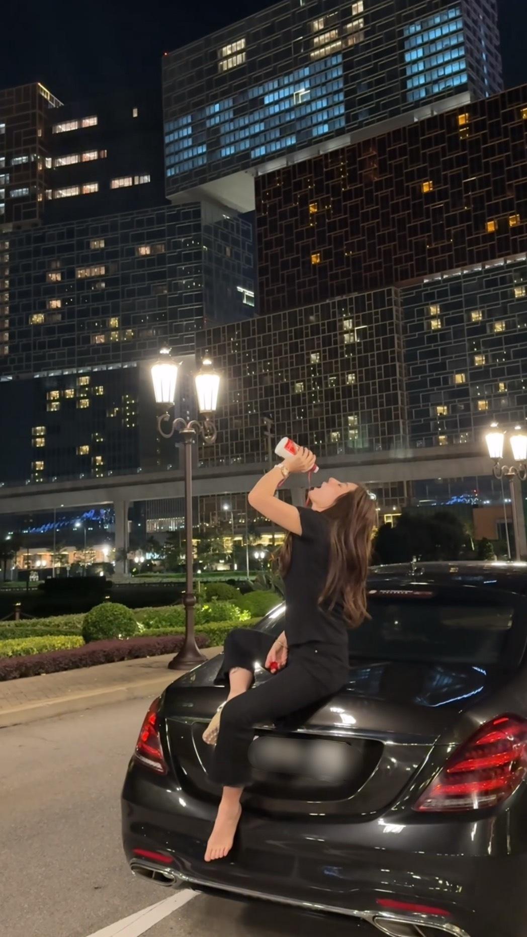 喝深夜的酒还是喜欢喝清晨的粥？​​​