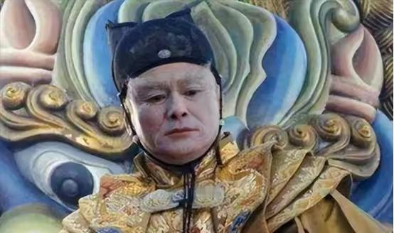 为什么杀了魏忠贤不久，大明朝就垮了？很简单的原因，你给魏忠贤一百万军费，他贪了四