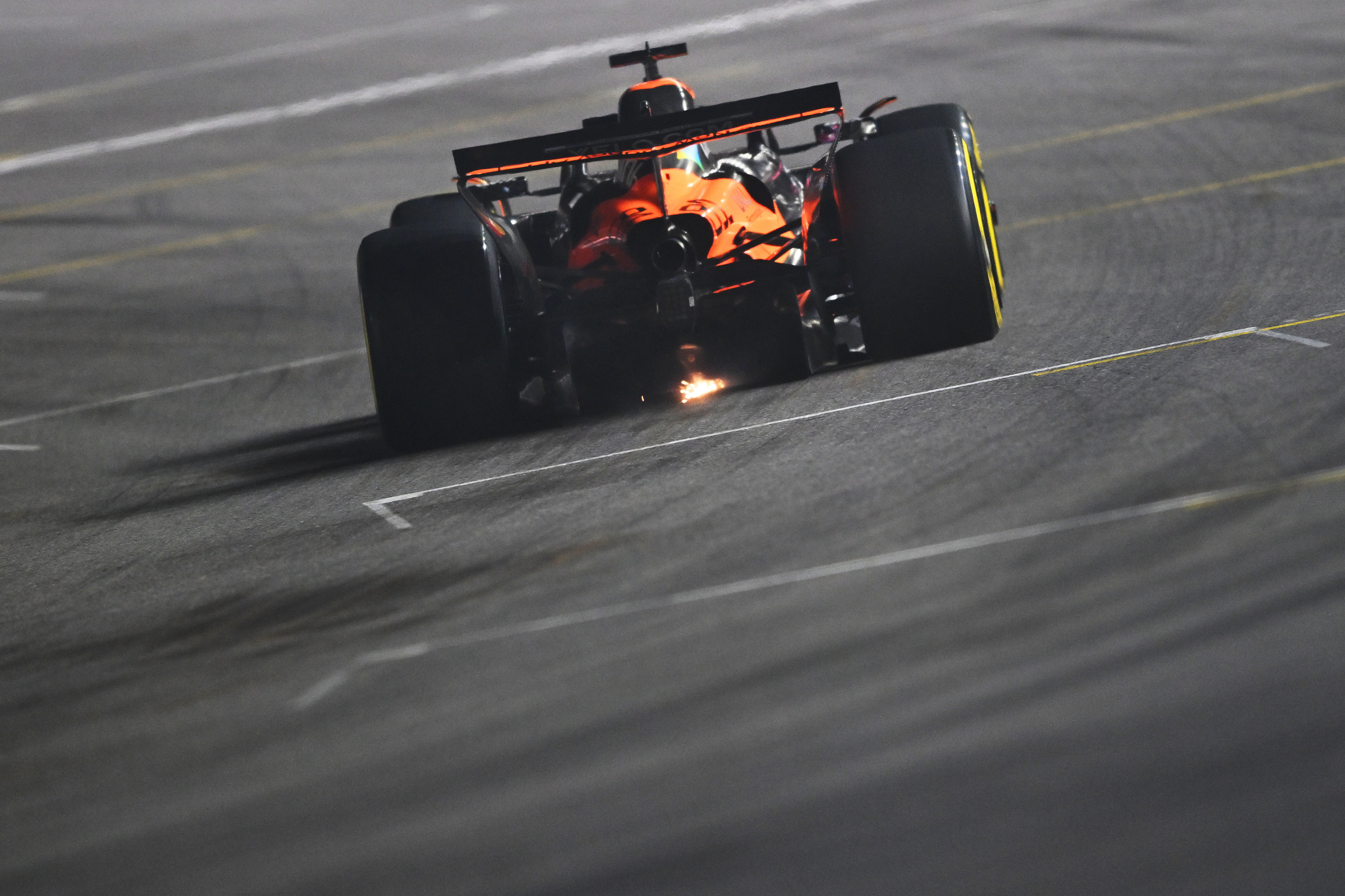 迈凯伦车队领队安德烈亚·斯特拉在完成内部调查后，就上周末双车DSQ的主要问题作出