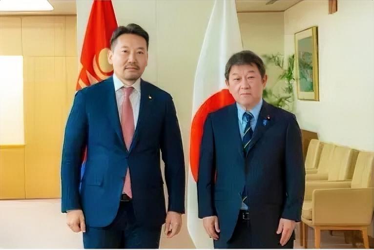中日关系紧张的节骨眼上，蒙古高层访日是几个意思？！2025年12月，蒙古副总